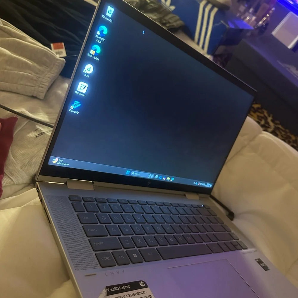 17 in. Silver HP ENVY 2-in-1 360 for sale.